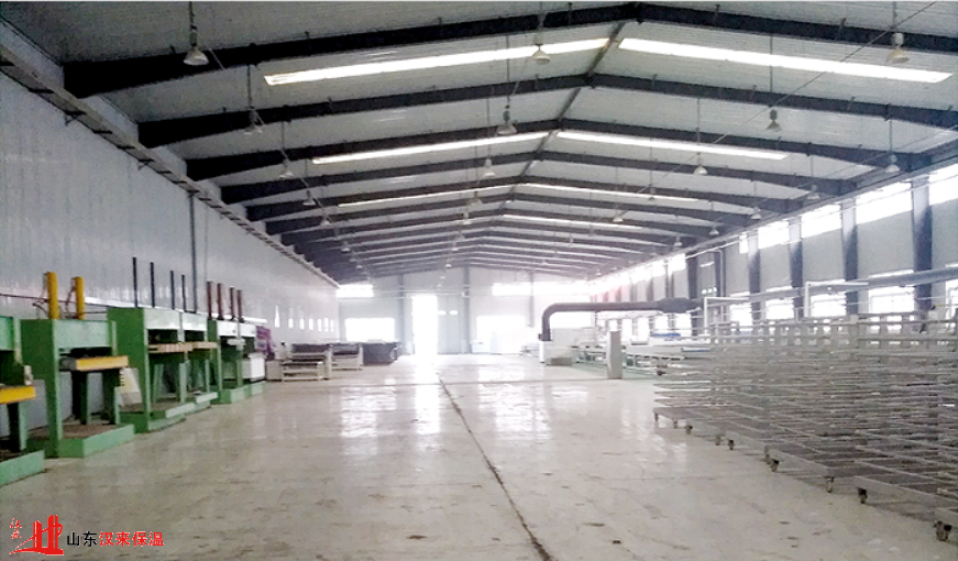 聚合聚苯板生產(chǎn)車間